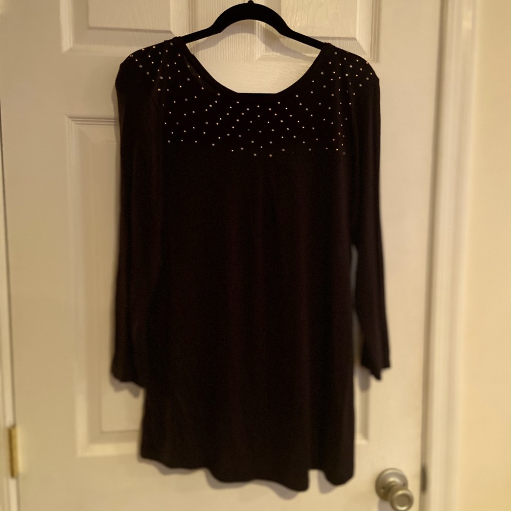 Black long sleeve shirt